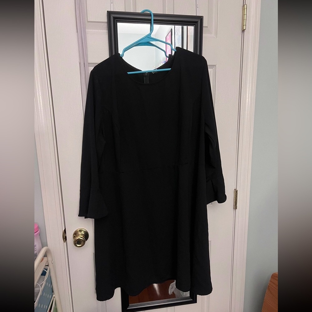Old Navy Flare Sleeve Dress